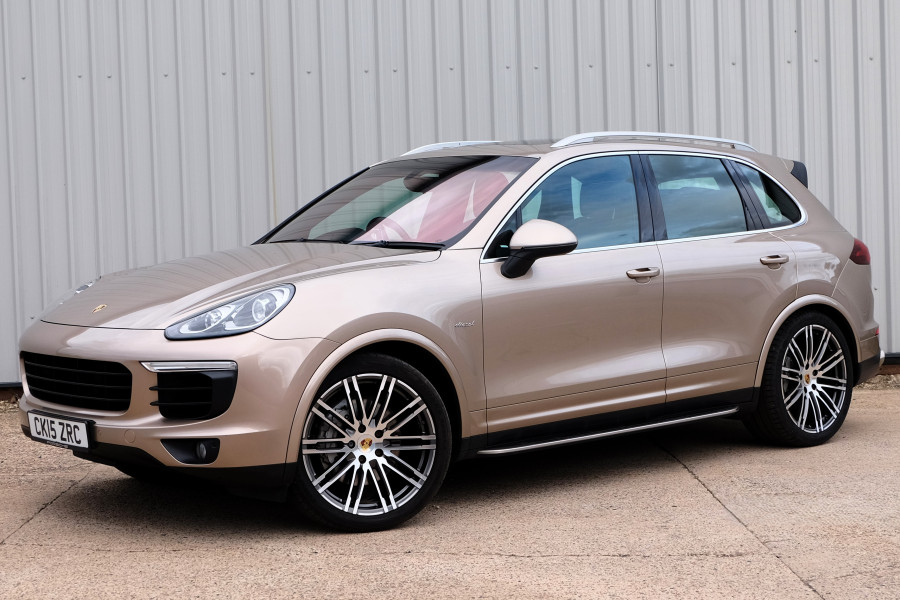 Porsche Cayenne 