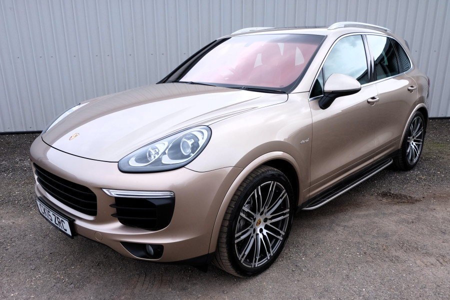 Porsche Cayenne 